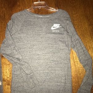 NIKE women’s longsleave /pullover